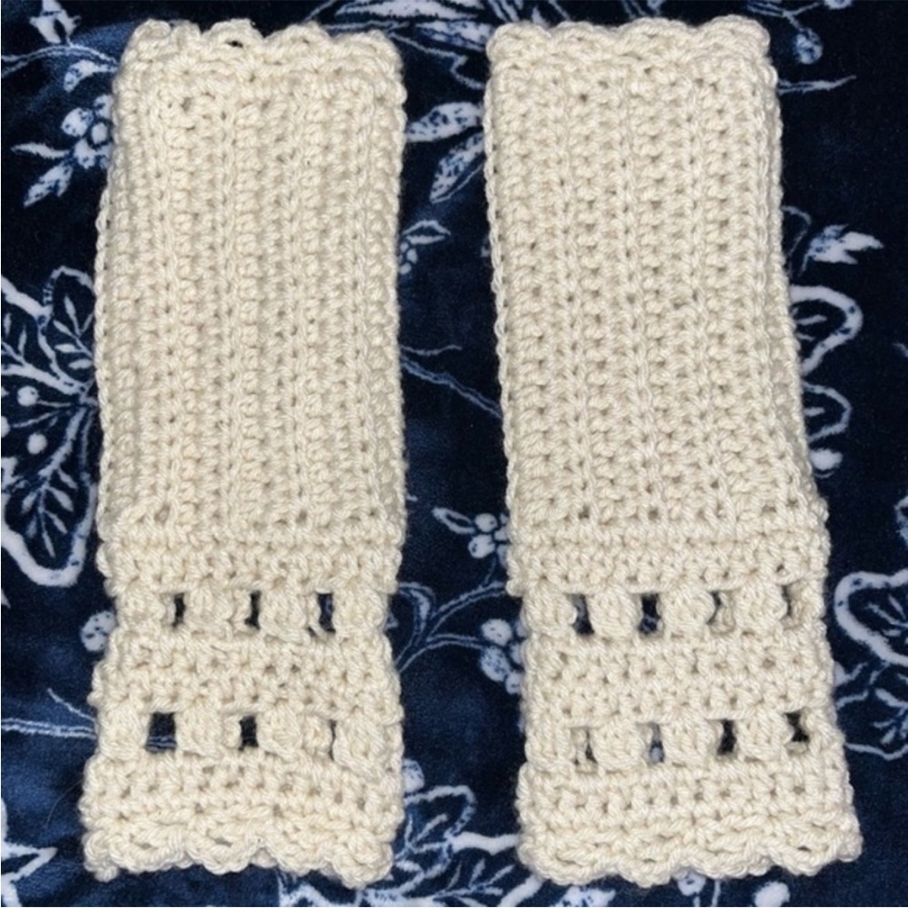 Hand Crochet Cream Arm Warmers with Thumb Holes OS